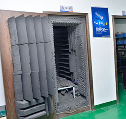 無響3室 無響3室