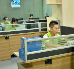 綜合辦公室 綜合辦公室